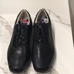 FootJo LoPro Women’s Golf Shoe, size 8M